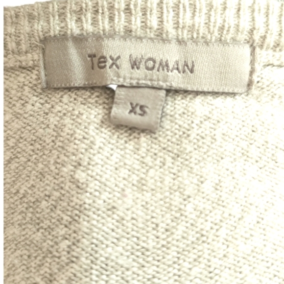 Tex Woman Light Gray V-Neck Cardigan Sweater Size XS - Picture 5 of 12